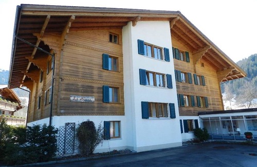 Gstaad Apartment | La Sarine 124 Appartement/Fewo, Dusche oder Bad, WC 4-Bettwohnung by Interhome