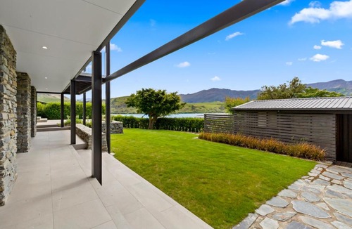 Lake Hayes House | Lake Hayes House