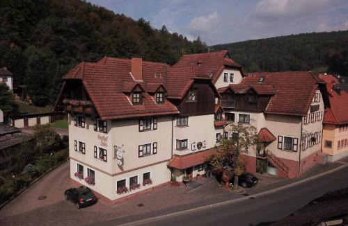 Heimbuchenthal Hotel | Landgasthof zur Linde