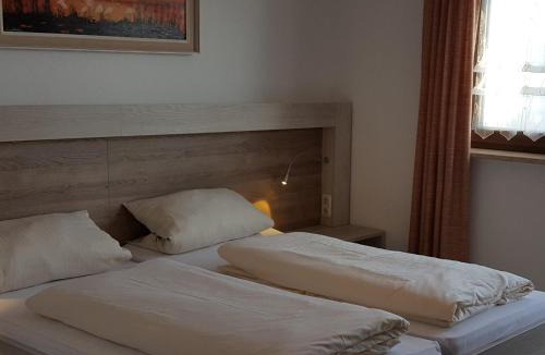Riedenburg House | Landgasthof Zur Linde
