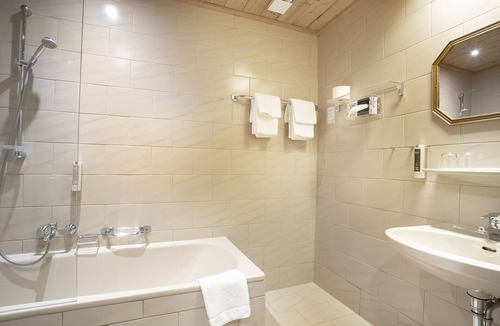 Schleching Hotel | Landgasthof Zur Post