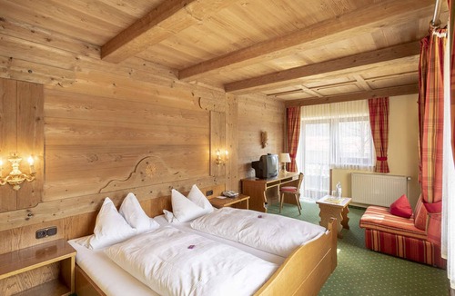 Schleching Hotel | Landgasthof Zur Post