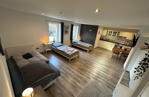 Bad Oldesloe Apartment | Landhof Schadehorn *Courtyard view*