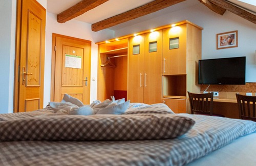 Dietramszell Hotel | Landhotel & Gasthof Baiernrain