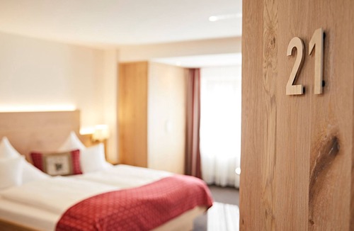 Neuravensburg Hotel | Landhotel Mohren