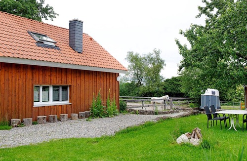 Illmensee House | Landhüsli Illmensee: Cozy Cottage on Horse Farm with Sauna and Garden
