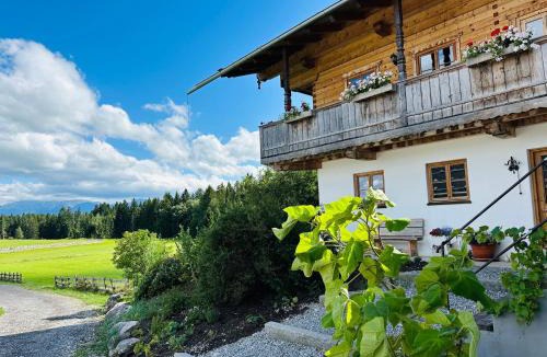 Bernbeuren Apartment | Langegger Alm - Sennerstube