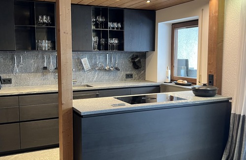 Niedersonthofen House | Large and well-kept vacation home on Lake Niedersonthofen with a sauna and patio