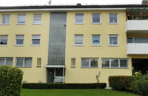 Dachau District Apartment | Large Apartment by the Train Station – Near Munich