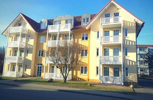 Ostseebad Kuhlungsborn Apartment | Large, bright, maritime design: FeWo "Strandhafer" - only 300m from the sea