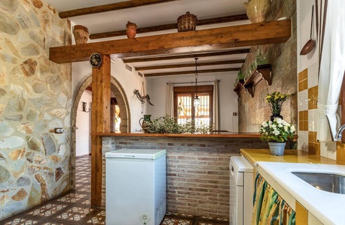Cabra House | Large charming cottage with pool