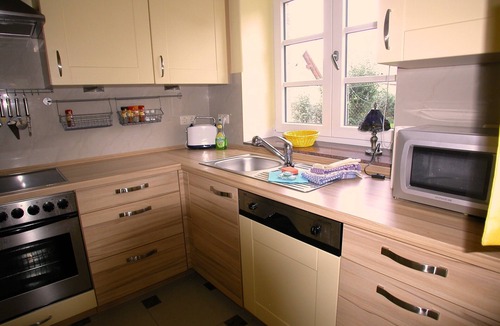 Monchgut-Granitz House | Large luxury cottage with four bedrooms, four granite - baths and sauna