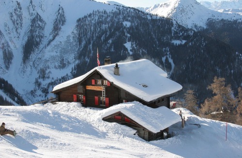 Saint-Pierre-de-Clages Apartment | Large, luxury penthouse with pool very close to ski lift, village, childcare etc