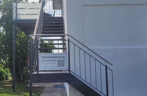 Pfaffing Apartment | Large new vacation apartment south-east of Munich with fitness room
