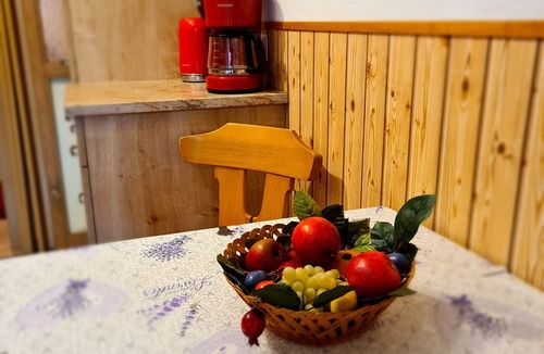 Bad Reichenhall Apartment | Large vacation apartment- 6 persons, 83sqm, 2 bedrooms, 2 balconies