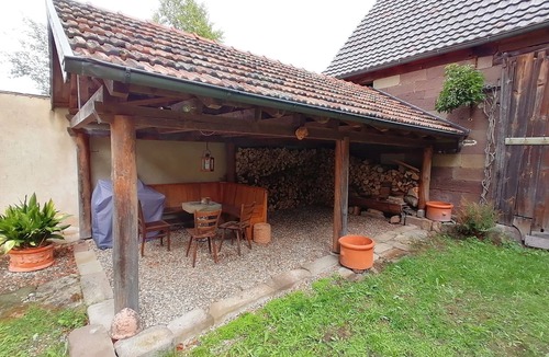Oberschwarzach Apartment | Large vacation home for 6 people with fireplace (150sqm)