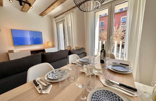 Tudela House | Laura's Haus