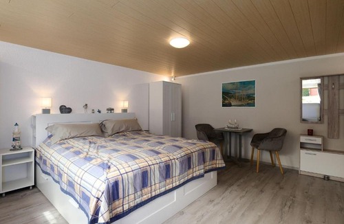 Heikendorf Apartment | Leuchtturm Dreangel
