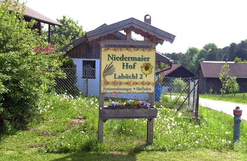 Bad Birnbach Apartment | Liebevoll gestaltete Wohnung in Südlage (35qm)