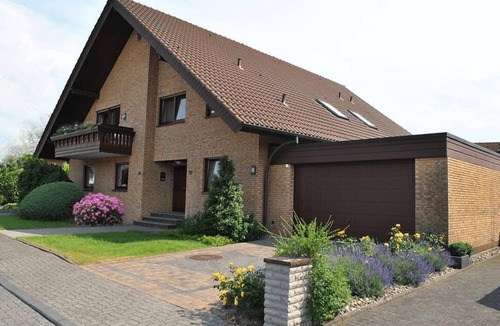 Bad Sassendorf Apartment | Light-flooded vacation apartment (60 sqm) for two people with south-facing balcony