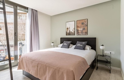 Hostafrancs Apartment | Limehome Barcelona Rector Triadó