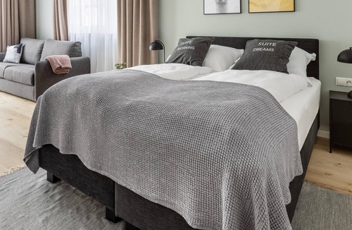 Innenstadt Apartment | limehome Osnabrück Johannisstr | Deluxe Suite LT