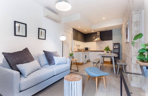 Barrio de las Letras Apartment | Lindo IV apartment in Madrid