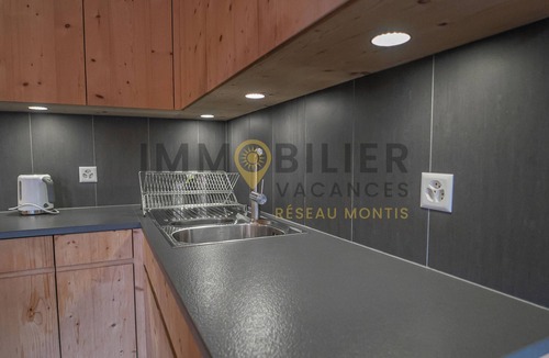 Saint-Luc Ski Chalet | Linen is not included in the service. We provide, if desired, linen packages including bed linen, ba