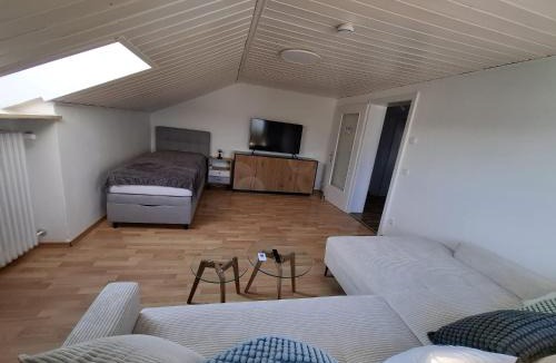 Vohburg an der Donau Apartment | Lion Flat 2 Zimmer Wohnung in Vohburg mit Büro