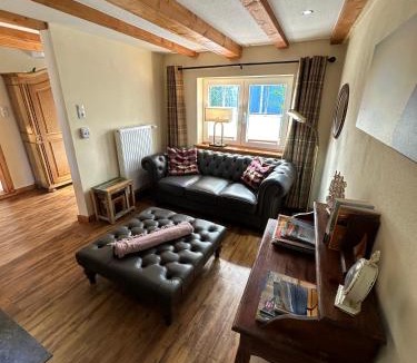 Daenschendorf Apartment | Little Blue Cottage #9
