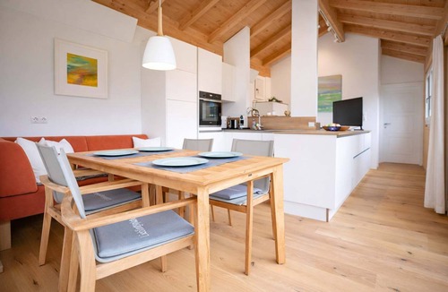 Wiesing Ski Chalet | LITTLE LUCK – Private Pool & View