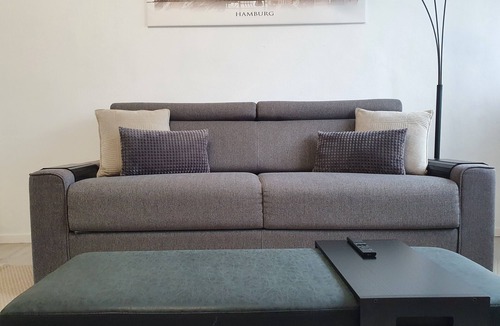 Hamm Apartment | LIVATION Hamm 2: Netflix - Design - Kitchen