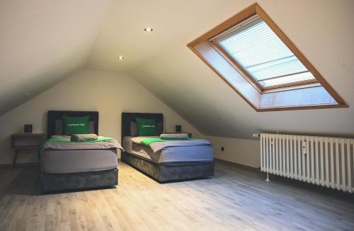 Alt-Rentfort Apartment | Livemore24 - Apartment 4 in Gladbeck WLAN - Smart-TV - 24-7 Check-in und Küche