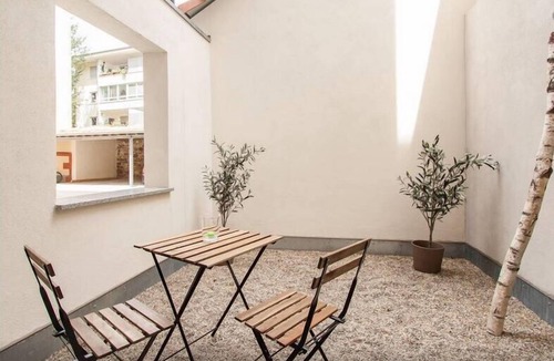 Wuerzburg Apartment | Living at Kulturspeicher/Congress Centrum with parking lot