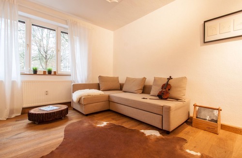 Wuerzburg Apartment | Living at the Ringpark - modern apartment on the banks of the Main with a view of the fortress/Käppele
