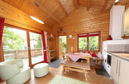 Bad Faulenbach House | Located on the hillside log cabin, ideal for families