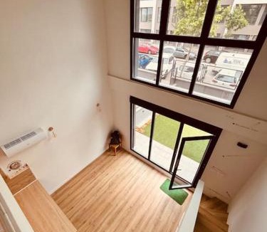 San Sebastian de los Reyes Apartment | Loft 007 con jardin, piscina, garaje y Netflix