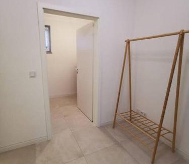Kitzingen Apartment | LOOT: Moderne Wohnung/Zentral