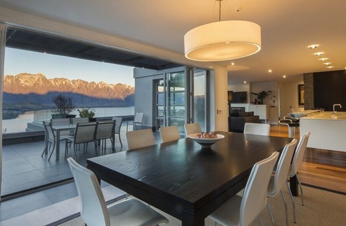 Fernhill Apartment | Lordens Apartment 2 in Fernhill