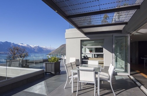 Fernhill Apartment | Lordens Apartment 2 in Fernhill