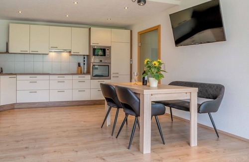 Helfenstein Apartment | Lovely apartment for 4 people with WIFI, TV and balcony