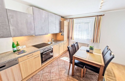Prutz Apartment | Lovely apartment for 4 guests with WIFI and TV