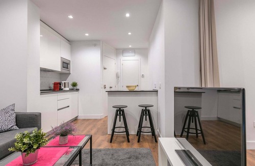 Embajadores Apartment | Lovely apartment in the heart of Madrid