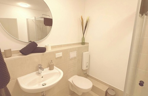South Rollinghausen Apartment | Lovingly designed & renovated apartment! Good transport connections