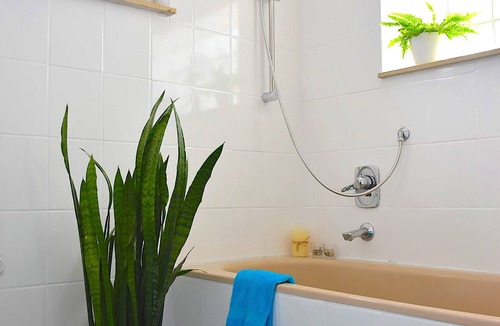Grossheubach Apartment | Lovingly furnished apartment (85 sqm) with terrace and garden