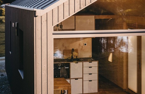 Krummennaab House | Lovt am See, Ökologisch Gebautes und Eingerichtetes Tiny House Direkt am Wasser