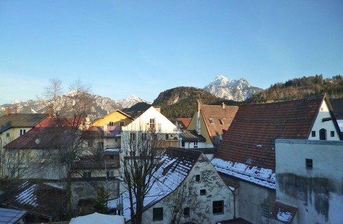Fussen Old Town Apartment | Lucky Home Ferienwohnung mit Bergblick