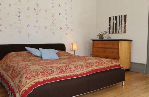 Steffenshagen Apartment | Lush Apartment in Steffenshagen with Garden