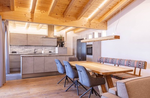 Lermoos Apartment | Lush apartment in Tyrol with sauna