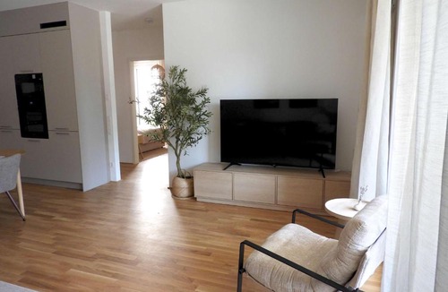 Mainz-Bingen Apartment | Luxuriöses 4-Zimmer-Apt im Boho-Stil I Top-Lage I Familienfreundlich I Terrasse I Großer Garten I Küche I Netflix I Kostenloser Parkplatz I 105 m2